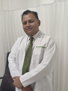 Dr.Nishant Kurian, Liver / Pancreatic cancer, Stomach /colon cancer specialist, Oncosurgeon, Advanced laparoscopic Surgeon place picture